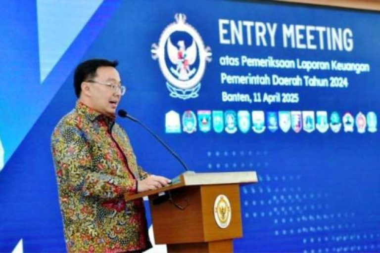 Ketua Dewan Perwakilan Rakyat Daerah (DPRD) Provinsi Sumatera Selatan (Sumsel), Andie Dinialdie, menghadiri Entry Meeting Badan Pemeriksa Keuangan (BPK) atas Laporan Keuangan Pemerintah Daerah (LKPD) Sumsel Tahun Anggaran 2024. (BEKISARMEDIA.ID/SIKUMBANG)