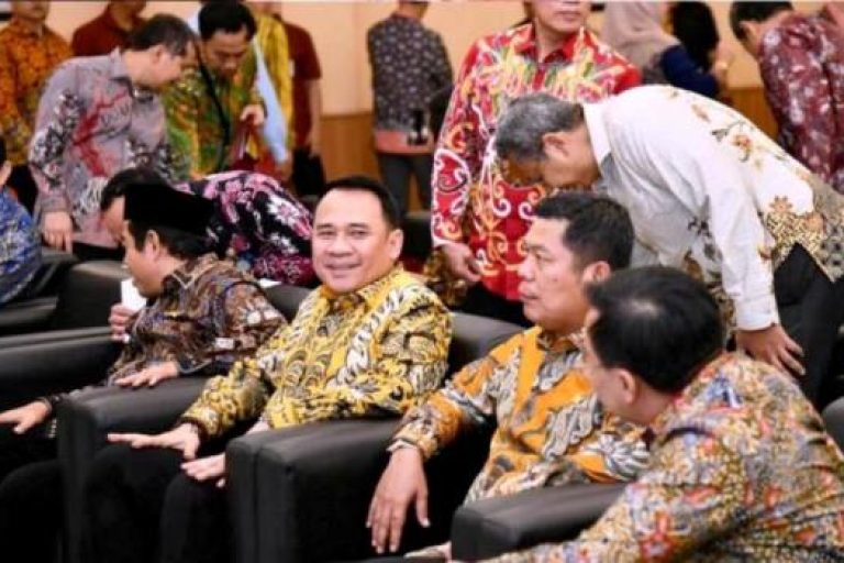Ketua Dewan Perwakilan Rakyat Daerah (DPRD) Provinsi Sumatera Selatan (Sumsel), Andie Dinialdie, menghadiri Entry Meeting Badan Pemeriksa Keuangan (BPK) atas Laporan Keuangan Pemerintah Daerah (LKPD) Sumsel Tahun Anggaran 2024. (BEKISARMEDIA.ID/SIKUMBANG)