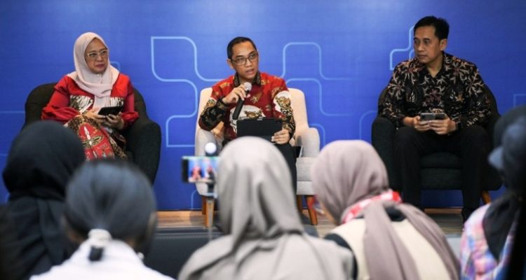 Alexander Sabar, Direktur Jenderal Pengawasan Ruang Digital Kemkomdigi Republik Indonesia, dalam keterangan pers di Jakarta, pada hari Jum'at, tanggal 9 Mei 2025. (BEKISARMEDIA.ID/KOMDIGI.GO.ID)
