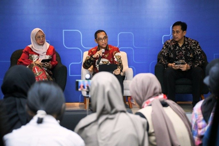 Alexander Sabar, Direktur Jenderal Pengawasan Ruang Digital Kemkomdigi Republik Indonesia, dalam keterangan pers di Jakarta, pada hari Jum'at, tanggal 9 Mei 2025. (BEKISARMEDIA.ID/KOMDIGI.GO.ID)