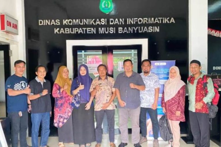 Dinas Komunikasi dan Informatika (Diskominfo) Kota Palembang melakukan kunjungan kerja ke Diskominfo Kabupaten Musi Banyuasin (Muba) dalam rangka studi tiru penerapan E-Walidata SIPD RI, pada hari Kamis, tanggal 22 Mei 2025. (BEKISARMEDIA.ID/SIKUMBANG)