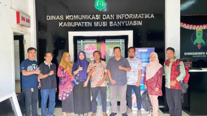 Dinas Komunikasi dan Informatika (Diskominfo) Kota Palembang melakukan kunjungan kerja ke Diskominfo Kabupaten Musi Banyuasin (Muba) dalam rangka studi tiru penerapan E-Walidata SIPD RI, pada hari Kamis, tanggal 22 Mei 2025. (BEKISARMEDIA.ID/SIKUMBANG)