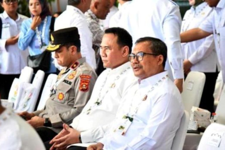 Ketua Dewan Perwakilan Rakyat Daerah (DPRD) Provinsi Sumatera Selatan (Sumsel), Andie Denaldie, menghadiri acara launching program Gerakan Indonesia Menanam (GERINA) di Kabupaten Ogan Ilir. (BEKISARMEDIA.ID/SIKUMBANG)