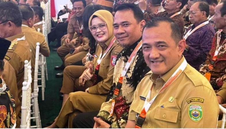 Ketua didampingi anggota Dewan Perwakilan Rakyat Daerah (DPRD) Provinsi Sumatera Selatan (Sumsel) menghadiri kegiatan Dialog Sarasehan dengan tema Memperkokoh Ideologi Pancasila, Tantangan Geopolitik Dunia, dan Peluang Menuju Indonesia Raya, di Gedung DPR/MPR Republik Indonesia, Jakarta, pada hari Rabu, tanggal 21 Mei 2025. (BEKISARMEDIA.ID/SIKUMBANG)