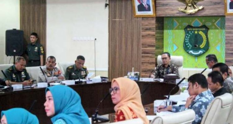 Peserta Rapat Koordinasi Persiapan Hari Ulang Tahun (HUT) ke-80 Kemerdekaan Republik Indonesia tahun 2025 di Kabupaten Muba, di Ruang Rapat Serasan Sekate, pada hari Kamis, tanggal 31 Juli 2025. (BEKISARMEDIA.ID/SIKUMBANG)