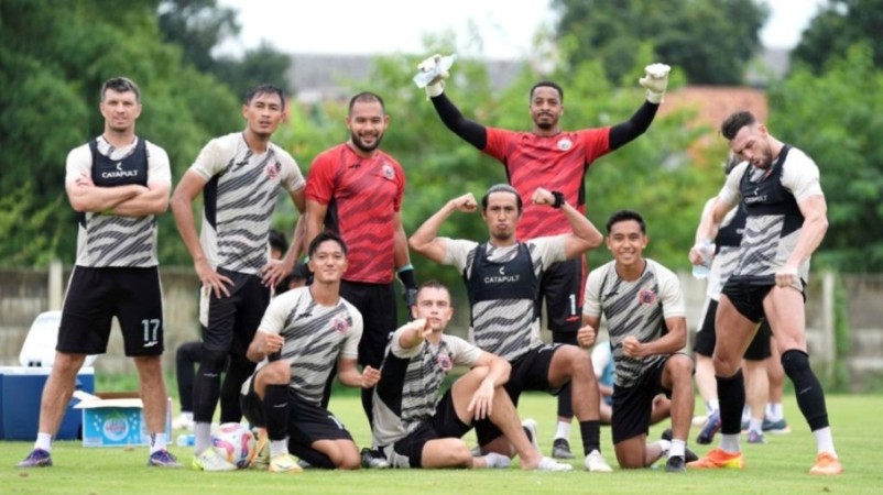 Pemain Persija Jakarta saat mengikuti latiha. (foto : ileague.id)