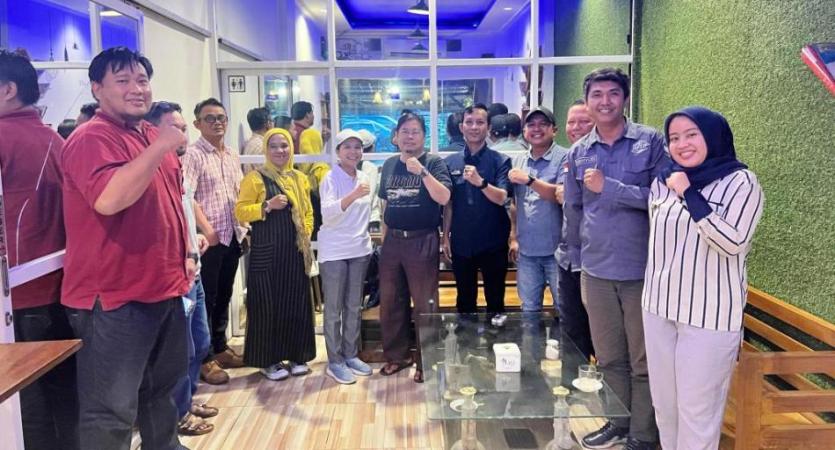 Pengurus Dewan Pimpinan Daerah Pro Jurnalismedia Siber Provinsi Sumatera Selatan menjalin silaturahmi dengan Pengurus AMSI Sumsel di Palembang, hari Senin, tanggal 29 Juli 2025. (BEKISARMEDIA.ID/SIKUMBANG)