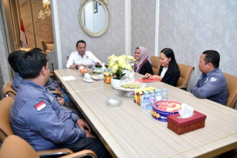 Pengurus Dewan Pimpinan Daerah Pro Jurnalismedia Siber Provinsi Sumatera Selatan melakukan audiensi dengan Ketua DPRD Sumsel, hari Kamis, tanggal 24 Juli 2025. (BEKISARMEDIA.ID/SIKUMBANG)