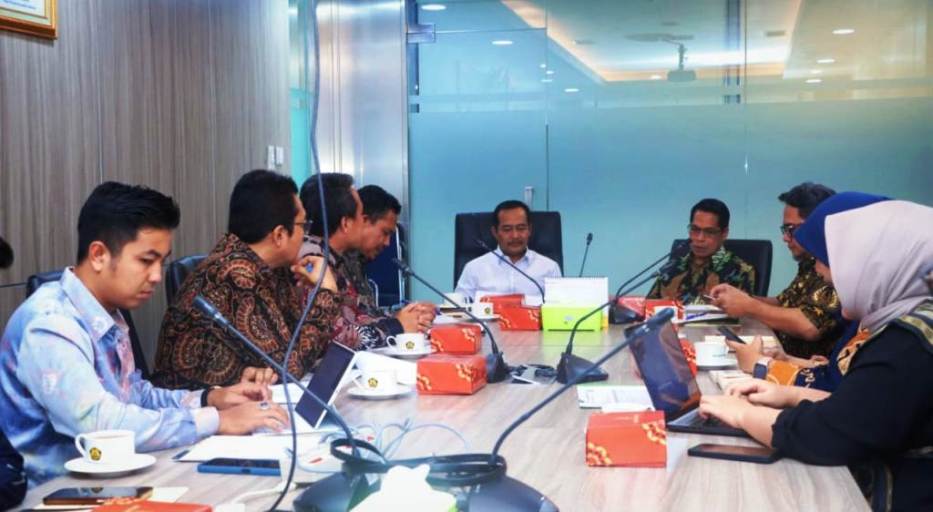 Wakil Bupati Muba, Rohman, dalam audiensi bersama Direktur Perencanaan dan Pembangunan Infrastruktur Migas Kementerian ESDM, pada hari Kamis, tanggal 25 Juli 2025. (BEKISARMEDIA.ID/SIKUMBANG)