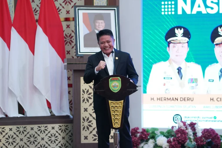 Gubernur Provinsi Sumatera Selatan, Herman Deru, membuka Pelatihan Kepemimpinan Nasional Tingkat II di Griya Agung, Palembang, pada hari Senin, tanggal 7 Juli 2025. (BEKISARMEDIA.ID/SIKUMBANG)