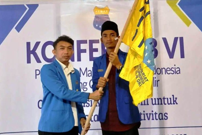 Muhammad Nur Tanjali ditetapkan sebagai Ketua PC PMII OKI periode 2025–2026 pada Konferensi Cabang (Konfercab) VI, pada hari Rabu, tanggal 30 Juli 2025. (BEKISARMEDIA.ID/SIKUMBANG)