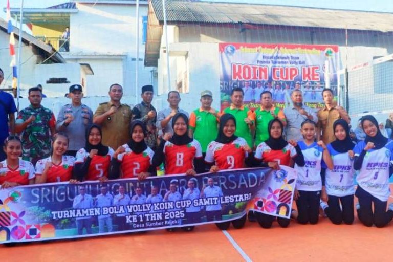 Turnamen Bola Voli Koin Cup 2025 yang resmi dibuka oleh Wakil Bupati Muba, Rohman, di Desa Sumber Rejeki, Kecamatan Sungai Lilin, pada hari Senin, tanggal 30 Juni 2025. (BEKISARMEDIA.ID/APRIZAL)