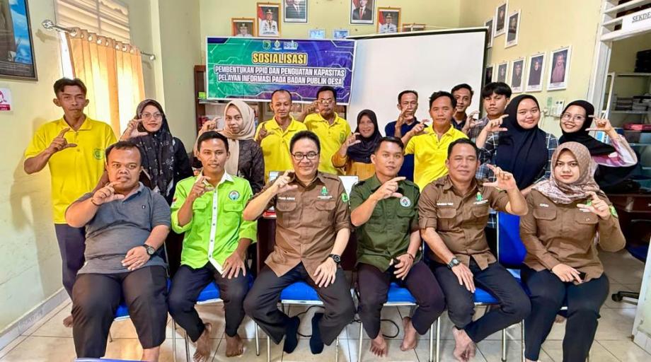 Dinas Komunikasi dan Informatika (Dinkominfo) Kabupaten Musi Banyuasin menggelar sosialisasi dan pendampingan pembentukan Pejabat Pengelola Informasi dan Dokumentasi (PPID) Desa. Kegiatan ini berlangsung di Desa Rimba Ukur, Kecamatan Sekayu, pada Kamis (26/06/2025).