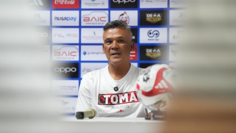 Hendri Susilo, Pelatih Malut United FC di BRI Super League Musim 2025/2026. (foto : ileague.id)