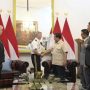 Presiden Republik Indonesia, Prabowo Subianto, menerima kunjungan Komandan Komando Operasi Khusus Amerika Serikat, Jenderal Bryan Fenton, di Istana Merdeka, Jakarta, pada hari Senin, tanggal 4 Agustus 2025. foto : BPMI Setpres/Laily Rachev