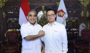 Ahmad Muzani bersama Sekretaris Jenderal Partai Gerindra yang baru, Sugiono. (foto : instagram.com/ahmadmuzani2) Ahmad Muzani bersama Sekretaris Jenderal Partai Gerindra yang baru, Sugiono. (foto : instagram.com/ahmadmuzani2)