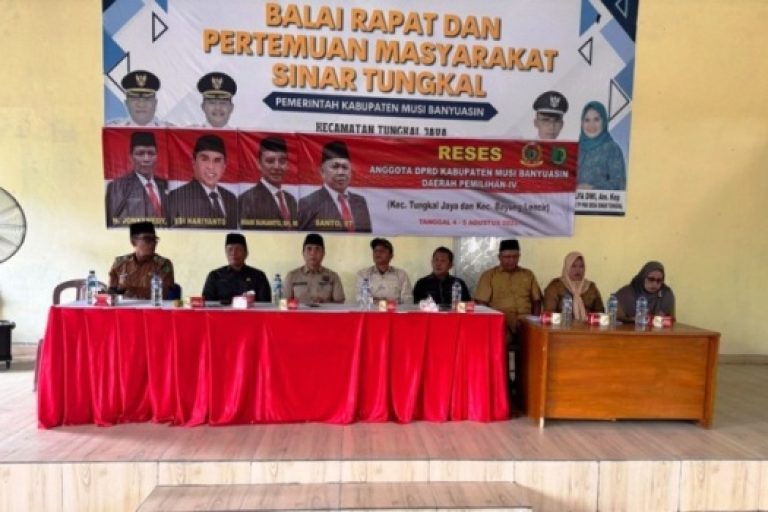 Reses di Desa Sinar Tungkal, Kecamatan Tungkal Jaya, pada hari Selasa, tanggal 5 Agustus 2025, oleh para anggota DPRD dari Daerah Pemilihan IV. (BEKISARMEDIA.ID/SIKUMBANG)