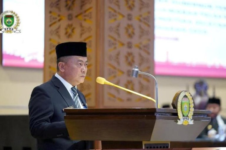 Rapat Paripurna XV DPRD Provinsi Sumsel mengagendakan penyampaian penjelasan Gubernur terkait Rancangan Peraturan Daerah (Raperda) tentang Pertanggungjawaban Pelaksanaan Anggaran Pendapatan dan Belanja Daerah (APBD) Tahun Anggaran 2024, yang digelar di Gedung DPRD Sumsel, Jalan POM IX Kota Palembang, pada hari Senin, tanggal 10 Juni 2025. (BEKISARMEDIA.ID/SIKUMBANG)