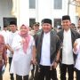 Gubernur Provinsi Sumatera Selatan, Herman Deru, menghadiri acara peringatan Maulid Nabi Muhammad SAW 1447 Hijriah di Desa Gading Raja, Kecamatan Pedamaran Timur, Kabupaten Ogan Komering Ilir (OKI), pada hari Minggu, tanggal 21 September 2025. (BEKISARMEDIA.ID/SIKUMBANG)
