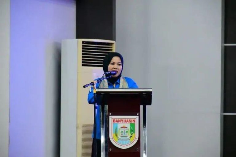 Wakil Ketua Umum DPP KNPI sekaligus Ketua Carateker DPD KNPI Sumatera Selatan (Sumsel), Irma Muthoharoh. (BEKISARMEDIA.ID/SIKUMBANG)