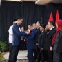 Bupati Kabupaten OKI, H. Muchendi Mahzareki, melantik pengurus Forum CSR Kabupaten OKI periode 2025-2030, di Pendopoan Rumah Dinas Bupati OKI, hari Rabu, tanggal 17 September 2025. (BEKISARMEDIA.ID/SIKUMBANG)