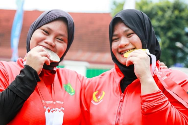 Kontingen asal Kabupaten Musi Banyuasin yang berhasil mendapatkan medali pada Pekan Olahraga Provinsi Sumatera Selatan Tahun 2025. (BEKISARMEDIA.ID/SIKUMBANG)