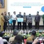 Gubernur Sumatera Selatan, Herman Deru, menyaksikan penandatanganan 800.000 akad Kredit Usaha Rakyat (KUR) gang diperuntukkan bagi para pelaku Usaha Mikro, Kecil, dan Menengah (UMKM) yang diselenggarakan secara serentak di 38 Provinsi pada hari Selasa, tanggal 21 Oktober 2025. (BEKISARMEDIA.ID/SIKUMBANG)