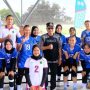 Bupati Kabupaten Musi Banyuasin, M. Toha, foto bersama atlet Bola Voli Putri yang turun pada Porprov Sumsel Tahun 2025, hari Minggu, tanggal 19 Oktober 2025. (BEKISARMEDIA.ID/SIKUMBANG)