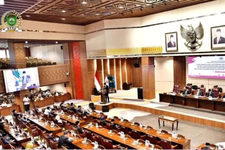 Rapat Paripurna XVIII DPRD Sumatera Selatan dengan agenda Penyampaian Laporan Hasil Pembahasan dan Penelitian Badan Anggaran Terhadap Raperda Perubahan APBD Tahun 2025, hari Rabu, tanggal 6 Agustus 2025. (BEKISARMEDIA.ID/SIKUMBANG)