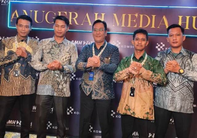 Pelaksana Tugas (Plt) Kepala Dinas Komunikasi dan Informatika (Kominfo) Kabupaten Musi Banyuasin (Muba), Daud Amri, menghadiri Malam Anugerah Media Humas (AMH) Indonesia tahun 2025, yang digelar di Hotel Borobudur, Jakarta Pusat, Rabu, tanggal 12 November 2025. (BEKISARMEDIA.ID/SIKUMBANG)