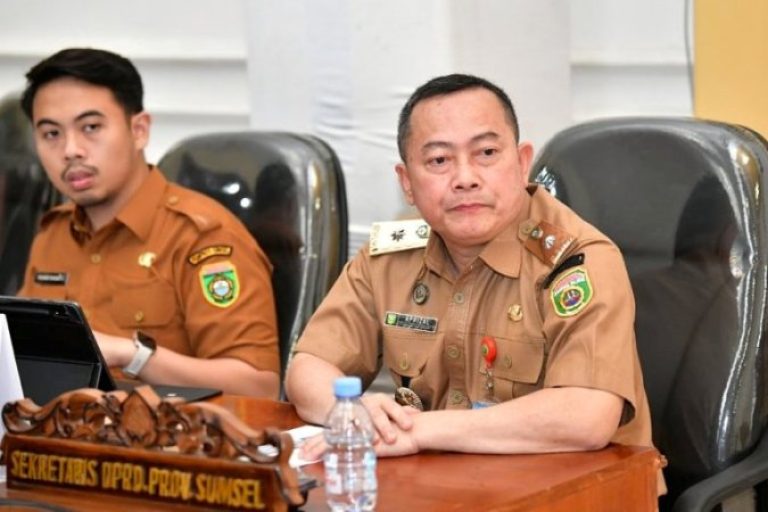 Badan Anggaran (Banggar) Dewan Perwakilan Rakyat Daerah (DPRD) Provinsi Sumatera Selatan (Sumsel) menggelar rapat bersama Tim Anggaran Pemerintah Daerah (TAPD) dan Inspektorat, pada hari Selasa, tanggal 12 Agustus 2025. (BEKISARMEDIA.ID/SIKUMBANG)