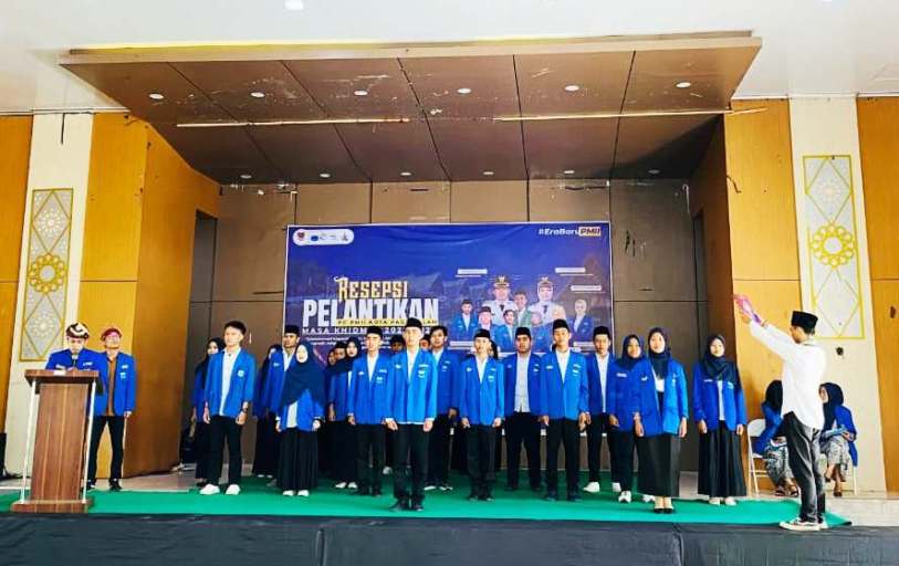 Pelantikan PC PMII Kota Pagar Alam periode 2025-2026 di Gedung Balai Kota Pagar Alam Selatan, pada hari Minggu, tanggal 2 November 2025. (BEKISARMEDIA.ID/SIKUMBANG)