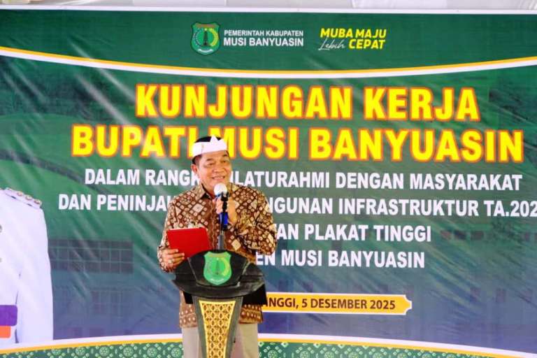 Bupati Kabupaten Musi Banyuasin (Muba), M. Toha, melanjutkan rangkaian kunjungan kerjanya di Kecamatan Plakat Tinggi pada hari Jum'at, tanggal 5 Desember 2025. (BEKISARMEDIA.ID/SIKUMBANG)