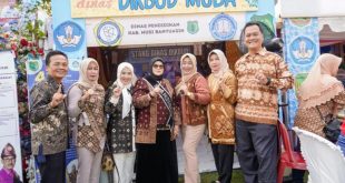 Utusan dari Pemerintah Kabupaten Musi Banyuasin saat menghadiri puncak peringatan HUT ke 42 Badan penjamin Mutu Pendidikan Provinsi Sumatera Selatan di Kabupaten Ogan Ilir. (BekisarMedia.id/Een)