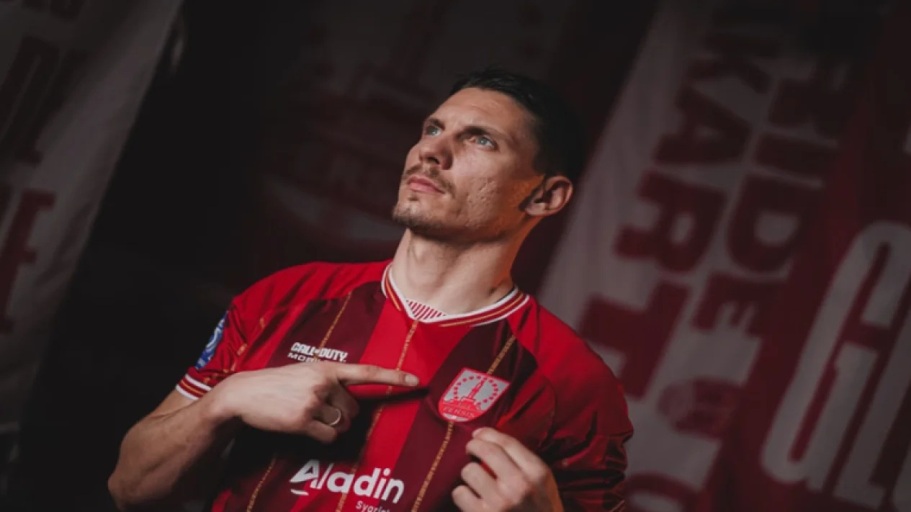 Pemain baru Persis Solo di BRI Super League Musim 2025/2026. (foto : Ileague.id) Pemain baru Persis Solo di BRI Super League Musim 2025/2026. (foto : Ileague.id)