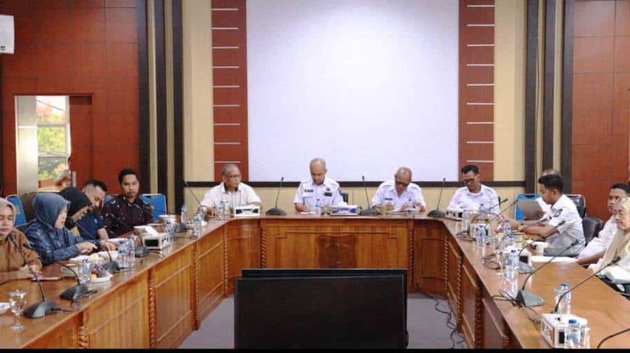DPRD menggelar Rapat Dengar Pendapat Umum (RDPU) bersama Pemerintah Kabupaten (Pemkab) Muba dan PT Pertamina Patra Niaga, pada hari Rabu, tanggal 18 Februari 2026. (BEKISARMEDIA.ID/EEN) DPRD menggelar Rapat Dengar Pendapat Umum (RDPU) bersama Pemerintah Kabupaten (Pemkab) Muba dan PT Pertamina Patra Niaga, pada hari Rabu, tanggal 18 Februari 2026. (BEKISARMEDIA.ID/EEN)