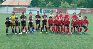 Pemain SSB PSS pada turnamen Copa Ramadhan 2026, sebuah ajang pembinaan sepak bola usia dini yang digelar oleh SSB Elang Emas Sriwijaya. (BEKISARMEDIA.ID/TRY)