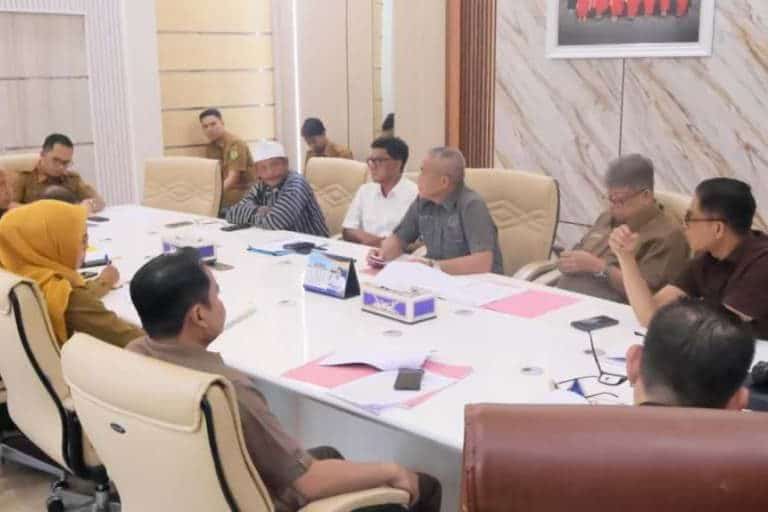 Suasana Rapat Dengar Pendapat antara DPRD dan Pemkab Muba, pada hari Senin, tanggal 23 Februari 2026. (BEKISARMEDIA.ID/EEN)