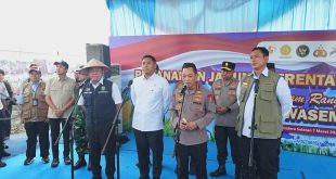 Kepala Kepolisian Negara Republik Indonesia (Kapolri), Jenderal Polisi Listyo Sigit Prabowo, memimpin langsung kegiatan Tanam Raya Jagung Kuartal I Tahun 2026 yang digelar di Kabupaten Ogan Ilir, provinsi Sumatra Selatan (Sumsel), pada hari Sabtu, tanggal 7 Maret 2026. (BEKISARMEDIA.ID/SIKUMBANG)