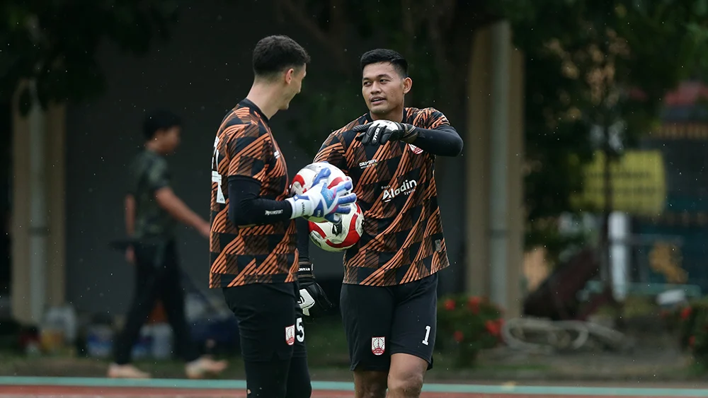 Pemain Persis Solo di BRI Super League musim 2025/2026 melakukan latihan. (foto : Ileague.id)