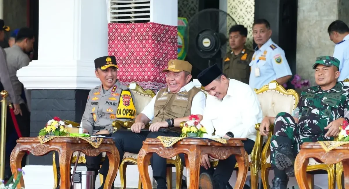 Ketua Dewan Perwakilan Rakyat Daerah (DPRD) Sumsel, Andie Dinialdie, menghadiri Apel Gelar Pasukan Operasi Ketupat Musi tahun 2026 yang digelar di Griya Agung, Palembang, hari Kamis, tanggal 12 Maret 2026. (BEKISARMEDIA.ID/HAIRUDIN)