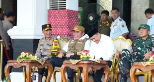 Ketua Dewan Perwakilan Rakyat Daerah (DPRD) Sumsel, Andie Dinialdie, menghadiri Apel Gelar Pasukan Operasi Ketupat Musi tahun 2026 yang digelar di Griya Agung, Palembang, hari Kamis, tanggal 12 Maret 2026. (BEKISARMEDIA.ID/HAIRUDIN)