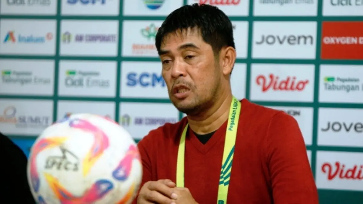 Nilmaizar, Pelatih Sumsel United di Pegadaian Championship Musim 2025/2026. (foto : Ileague.id) Nilmaizar, Pelatih Sumsel United di Pegadaian Championship Musim 2025/2026. (foto : Ileague.id)
