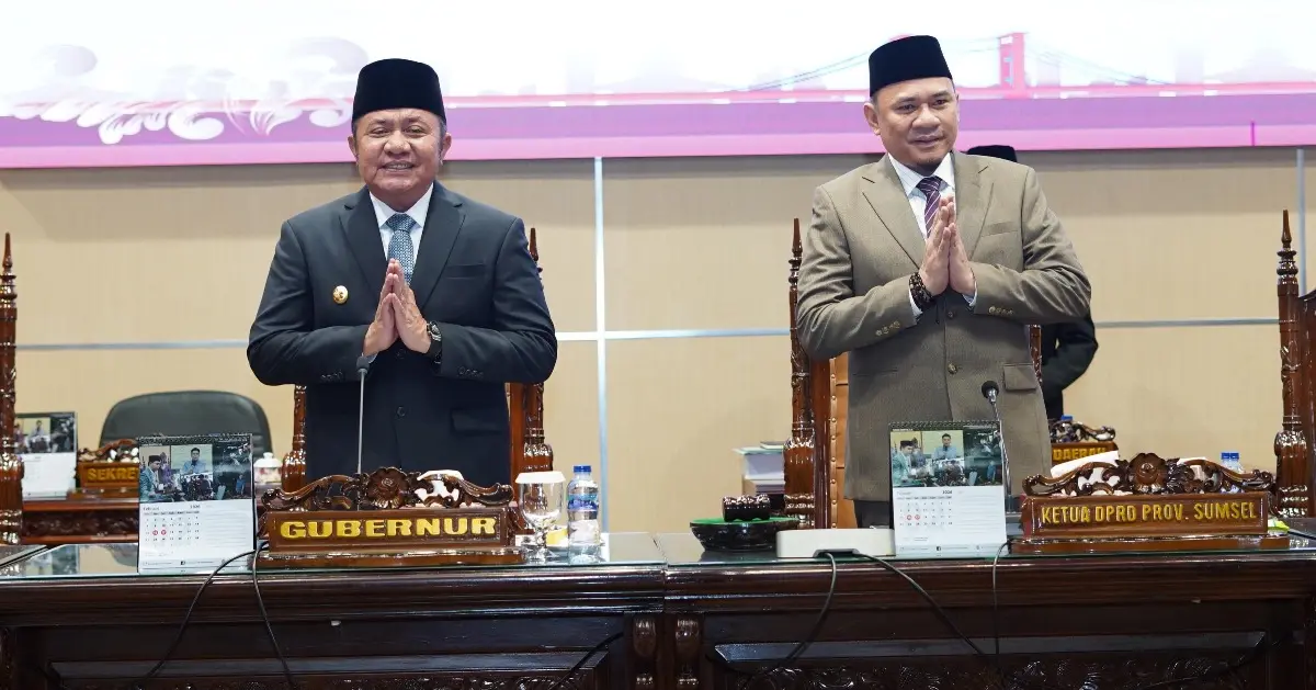 Gubernur Provinsi Sumatra Selatan, Herman Deru, menghadiri Rapat Paripurna ke 33 DPRD Sumsel, pada hari Senin, tanggal 30 Maret 2026, dengan agenda Laporan Keterangan Pertanggungjawaban (LKPJ) Tahun Anggaran 2025. (BEKISARMEDIA.ID/REFNI)