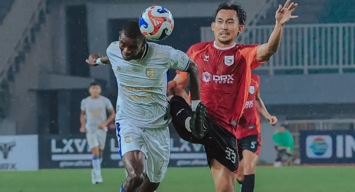 Pemain Adhyaksa FC Banten dan Garudayaksa FC pada pertandingan pekan ke 23 Pegadaian Championship musim 2025/2026 di Stadion Pakansaru, Bogor, pada hari Jum'at, tanggal 3 April 2026. (foto : Instagram Adhyaksa FC Banten)