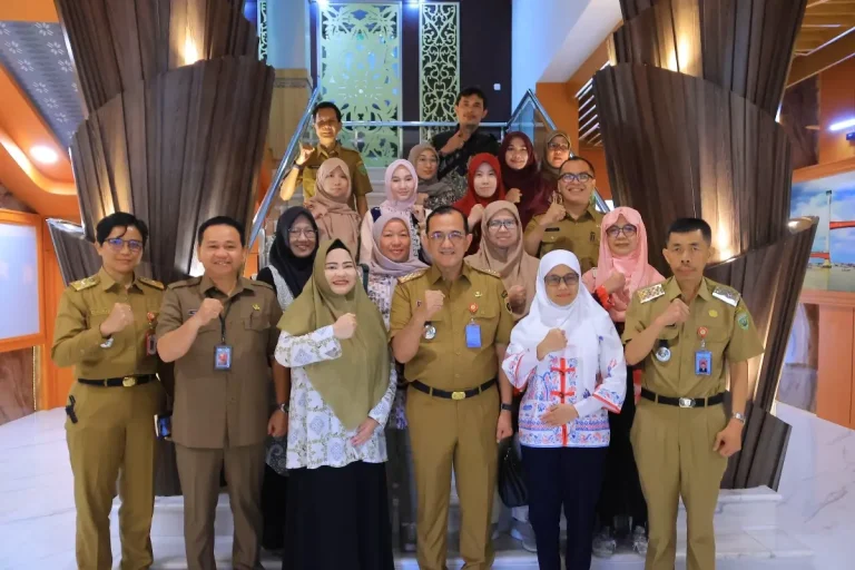 Edward Candra saat memimpin Entry Meeting pemeriksaan terinci Badan Pemeriksa Keuangan (BPK) Republik Indonesia (RI) Perwakilan Sumsel atas Laporan Keuangan Pemerintah Daerah (LKPD) Provinsi Sumsel Tahun 2025, pada hari Senin, tanggal 6 April 2026. (BEKISARMEDIA.ID/HAIRUDIN)