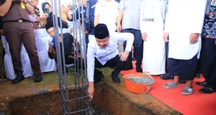Pembangunan Masjid Baitul Huda OKU Timur dimulai setelah warga mengumpulkan dana swadaya selama enam tahun. (BEKISARMEDIA.ID/REFNI)