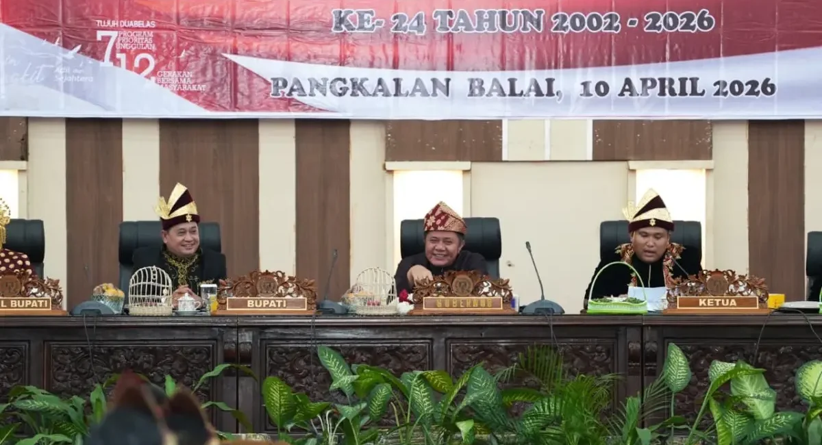 Gubernur Herman Deru dan Bupati Askolani di Rapat Paripurna HUT Banyuasin ke-24.