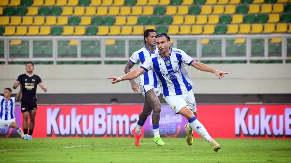 Update klasemen BRI Super League 2025-2026 pekan ke-28 posisi Persib dan Borneo FC