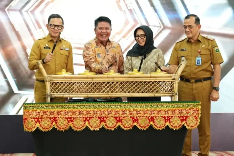 musrenbang-sumsel-2026-herman-deru-griya-agung Gubernur Sumsel, Herman Deru, menghadiri acara Musrenbang 2026 di Griya Agung, Palembang.